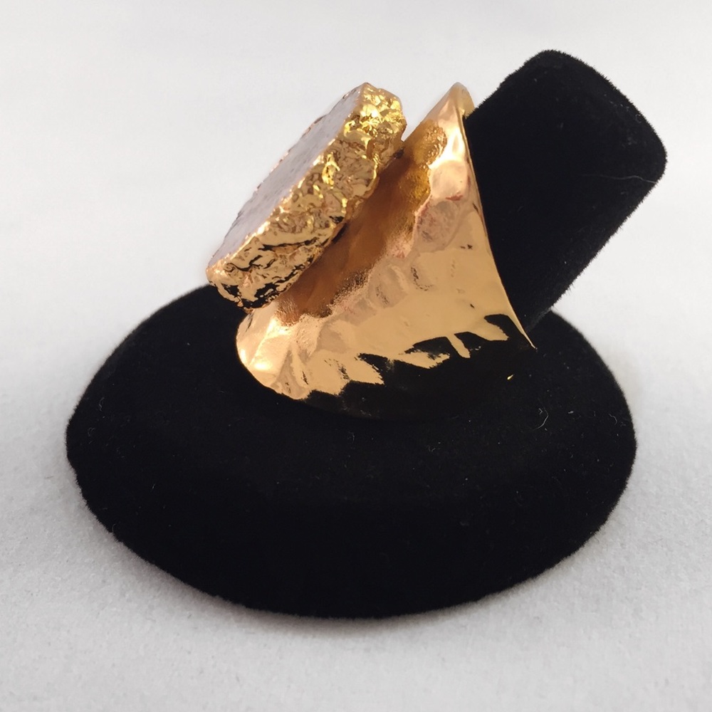 White druzy stalactite cuff ring - Picture 2 of 3